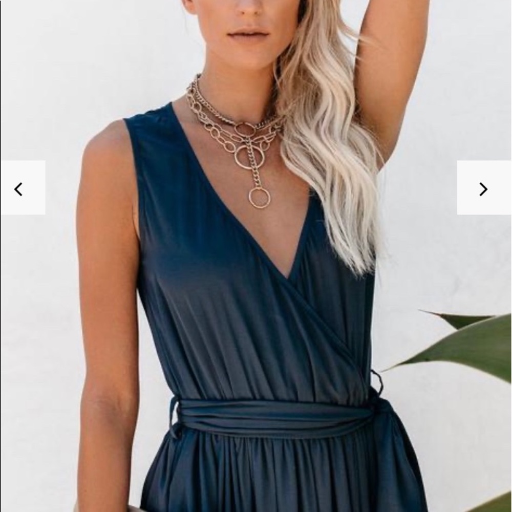 diana sleeveless maxi dress from vici collection